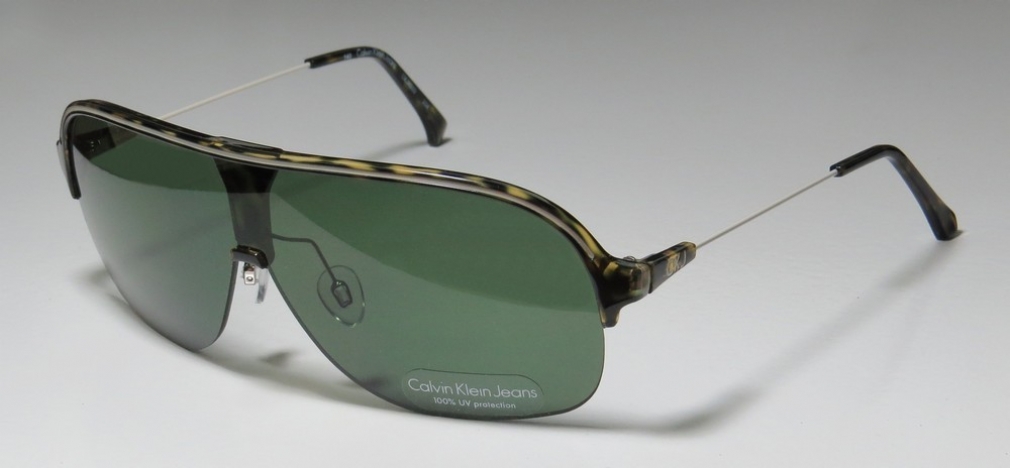 CALVIN KLEIN 403S in color 204